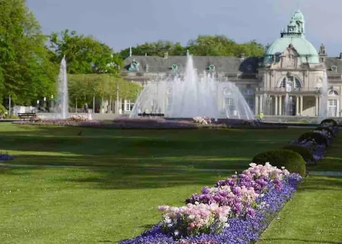 Fuer Bis Zu 4 Personen *